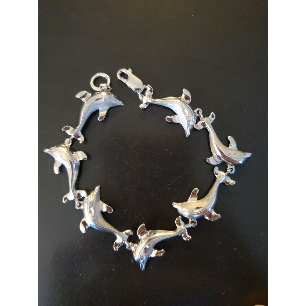 NWOT Stearling Silver Dolphin Chain Bracelet. Diamon cut, Beach, Ocean animal